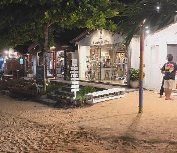 Lojas abertas à noite em Jericoacoara